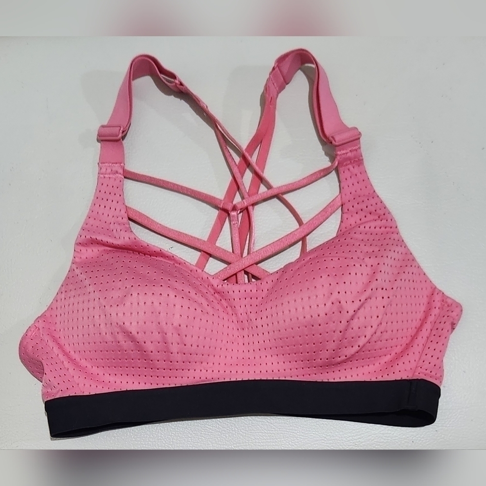 Victoria Secret sports bra bundle - Picture 6 of 9